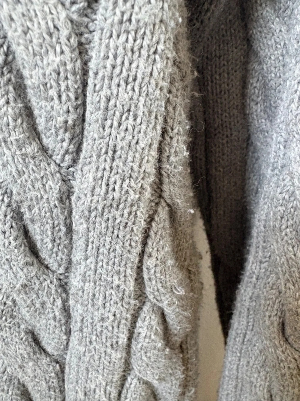Polo Ralph Lauren Gray Cableknit Sweater M